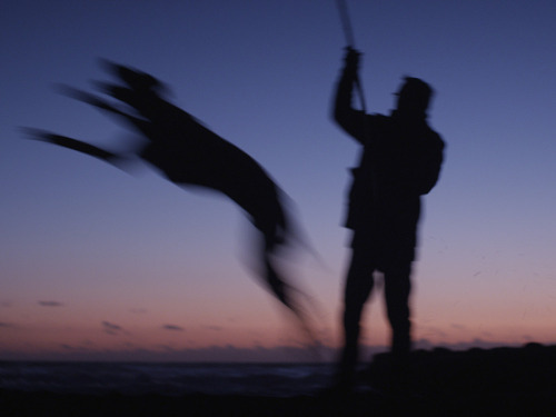 Alfredo Castro amaestrando a su galgo en El club