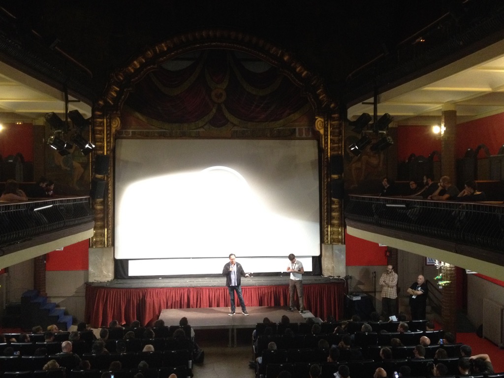 Ti West presentando In a Valley of Violence en Sitges 2016