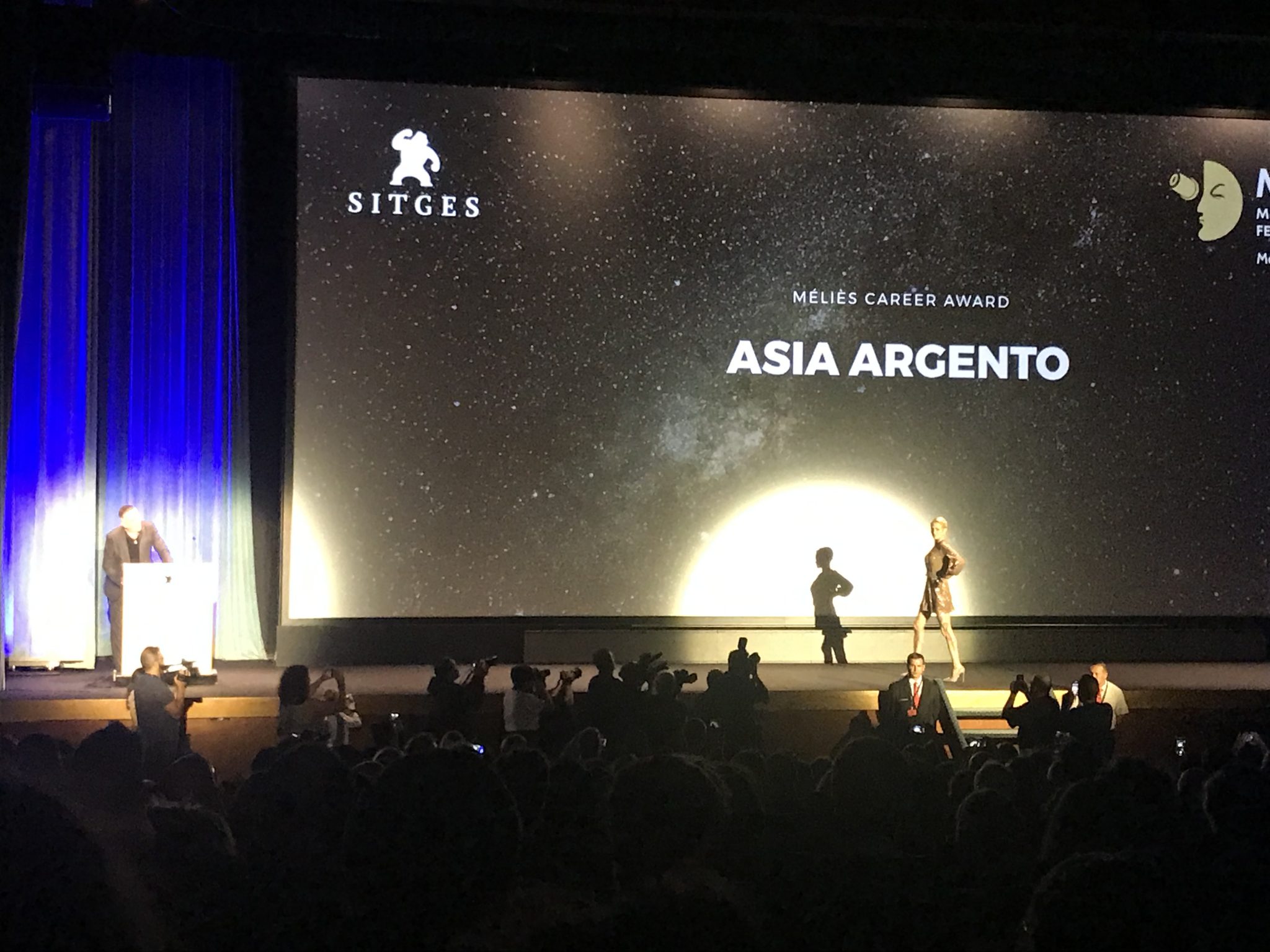 Asia Argento recoge el Premio Méliès