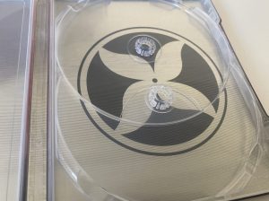 Possessor UHD interior panel derecho