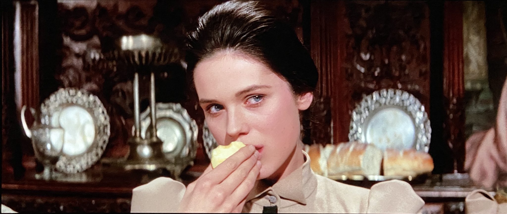 Mary Maude en una imagen de La residencia, de Narciso Ibáñez Serrador