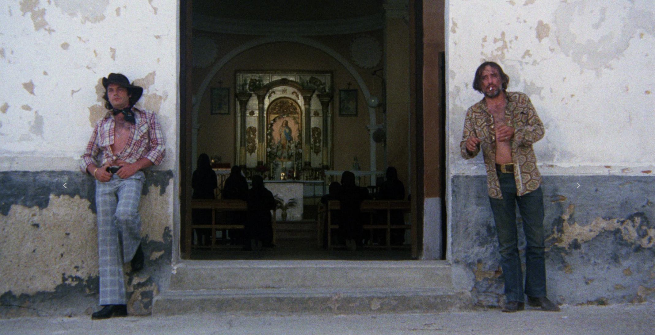 Una imagen de Las flores del vicio, dirigida por Silvio Narizzano