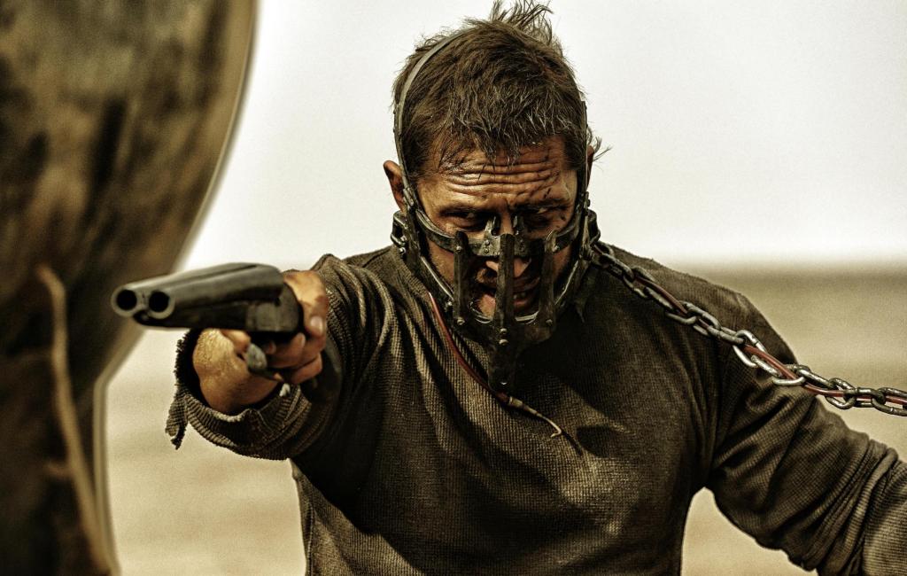 Tom Hardy como Max Rockatansky en Mad Max: Furia en la carretera