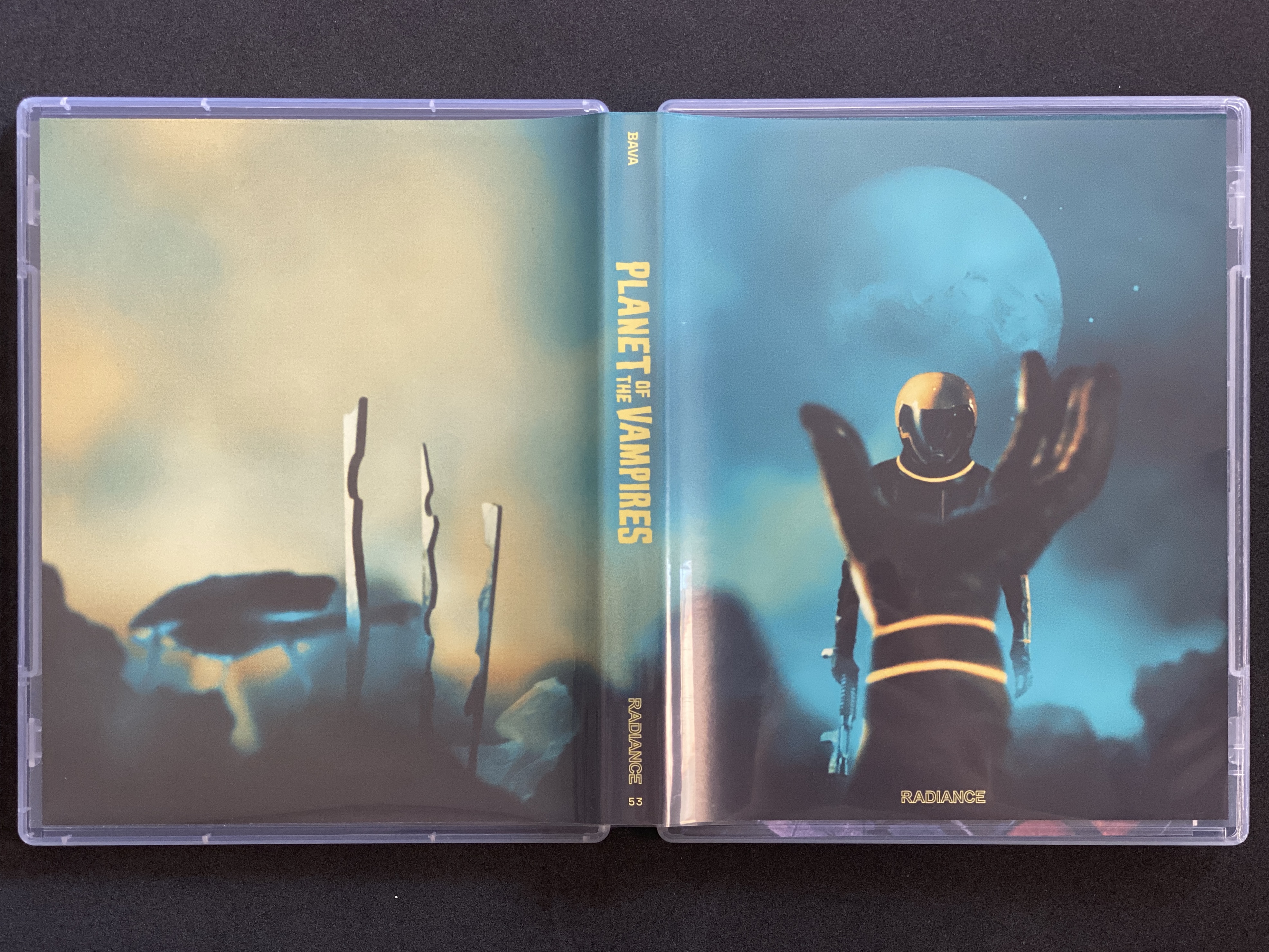 Planet of the Vampires Blu-ray scanavo abierta