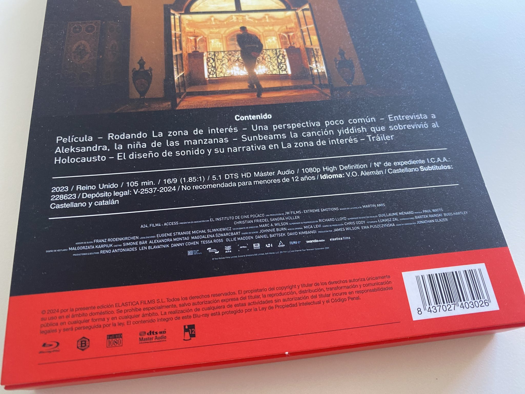 La zona de interés Blu-ray detalle inferior contraportada