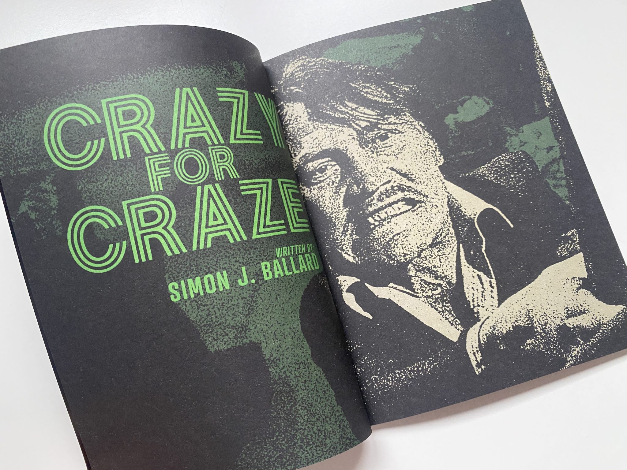 Cruel Britannia Blu-ray interior libreto