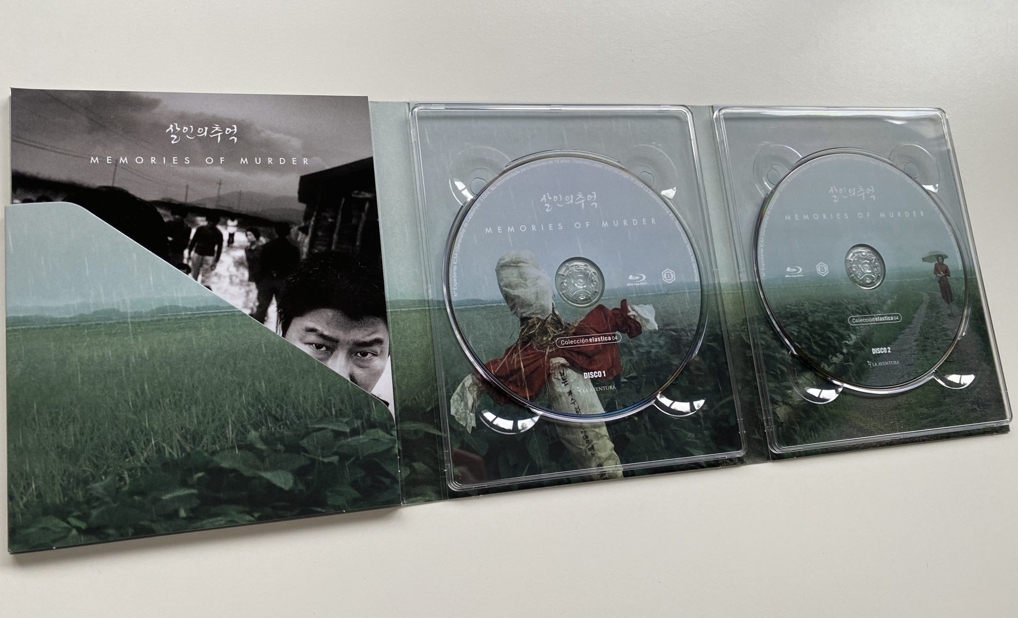 Memories of Murder Blu-ray digipack interior abierto