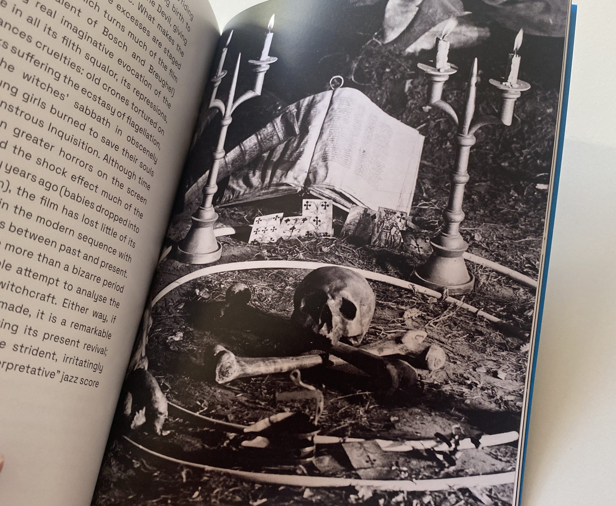 Häxan Blu-ray box set Radiance páginas interiores libro 3