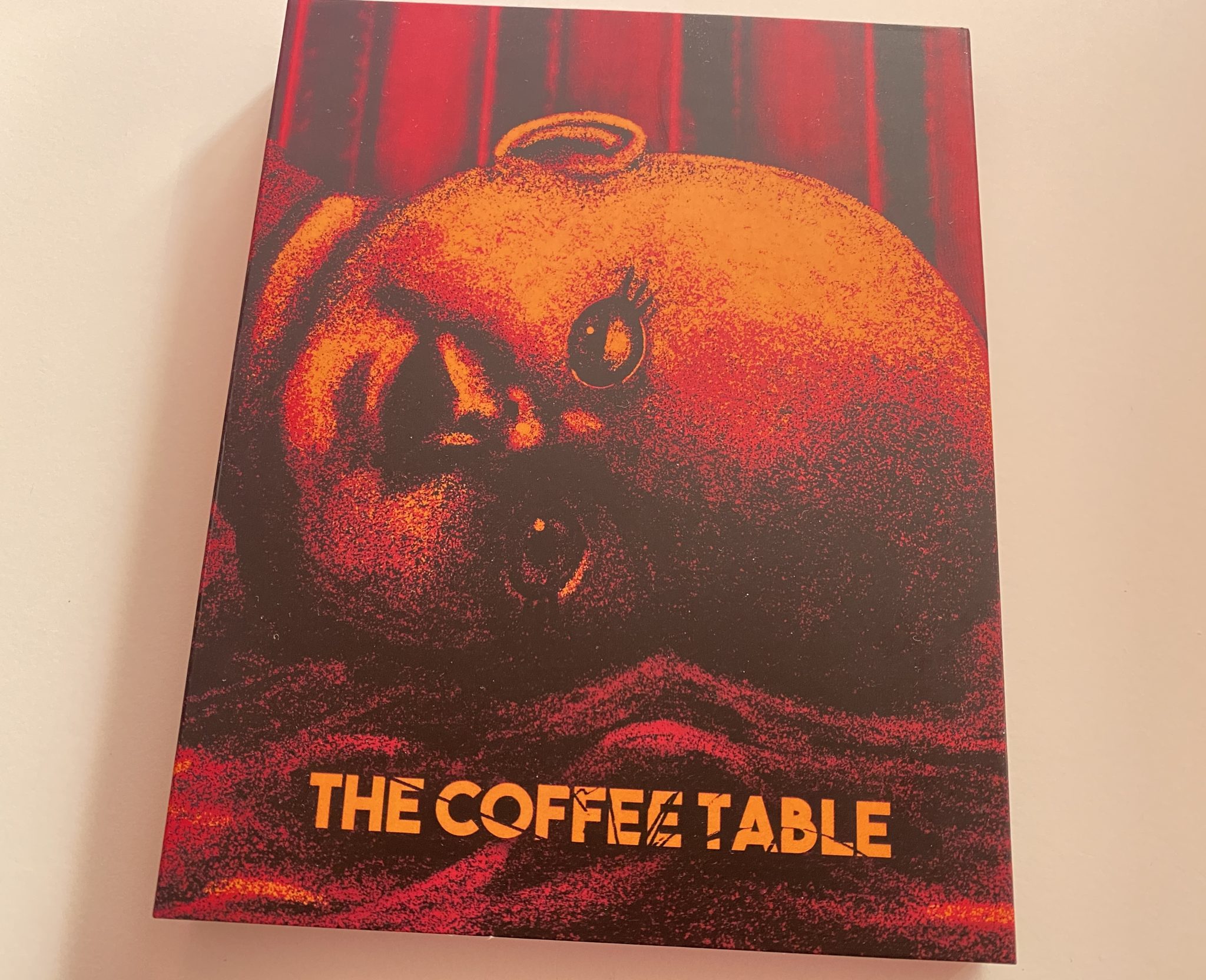 La mesita del comedor Blu-ray portada slipcover