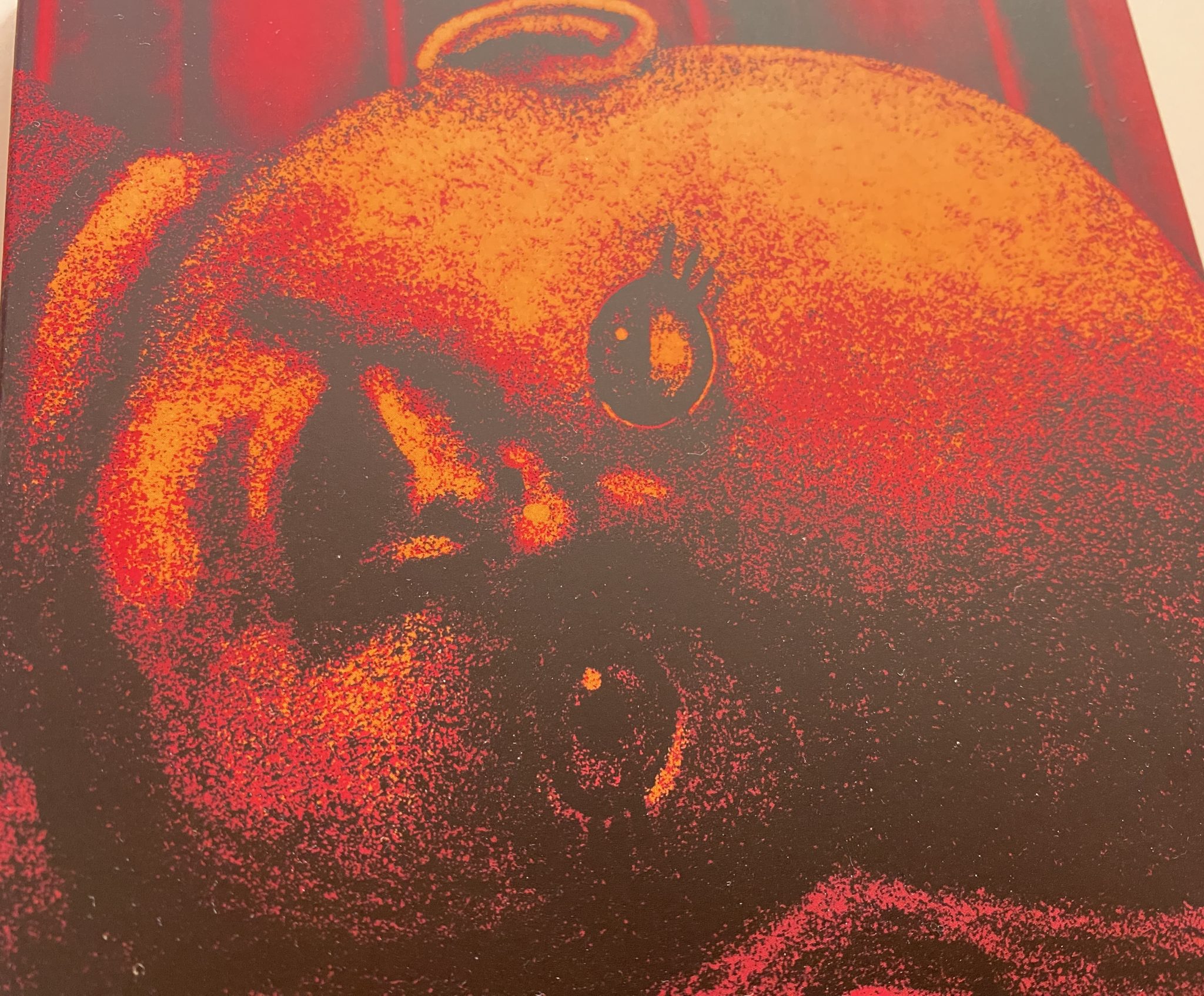 La mesita del comedor Blu-ray detalle portada slipcover