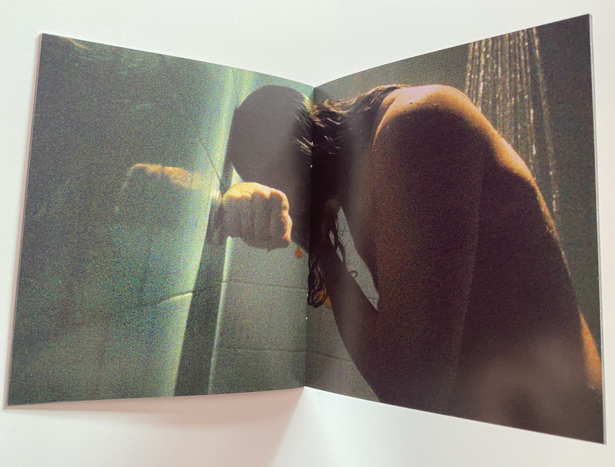 La mesita del comedor Blu-ray páginas libreto 2