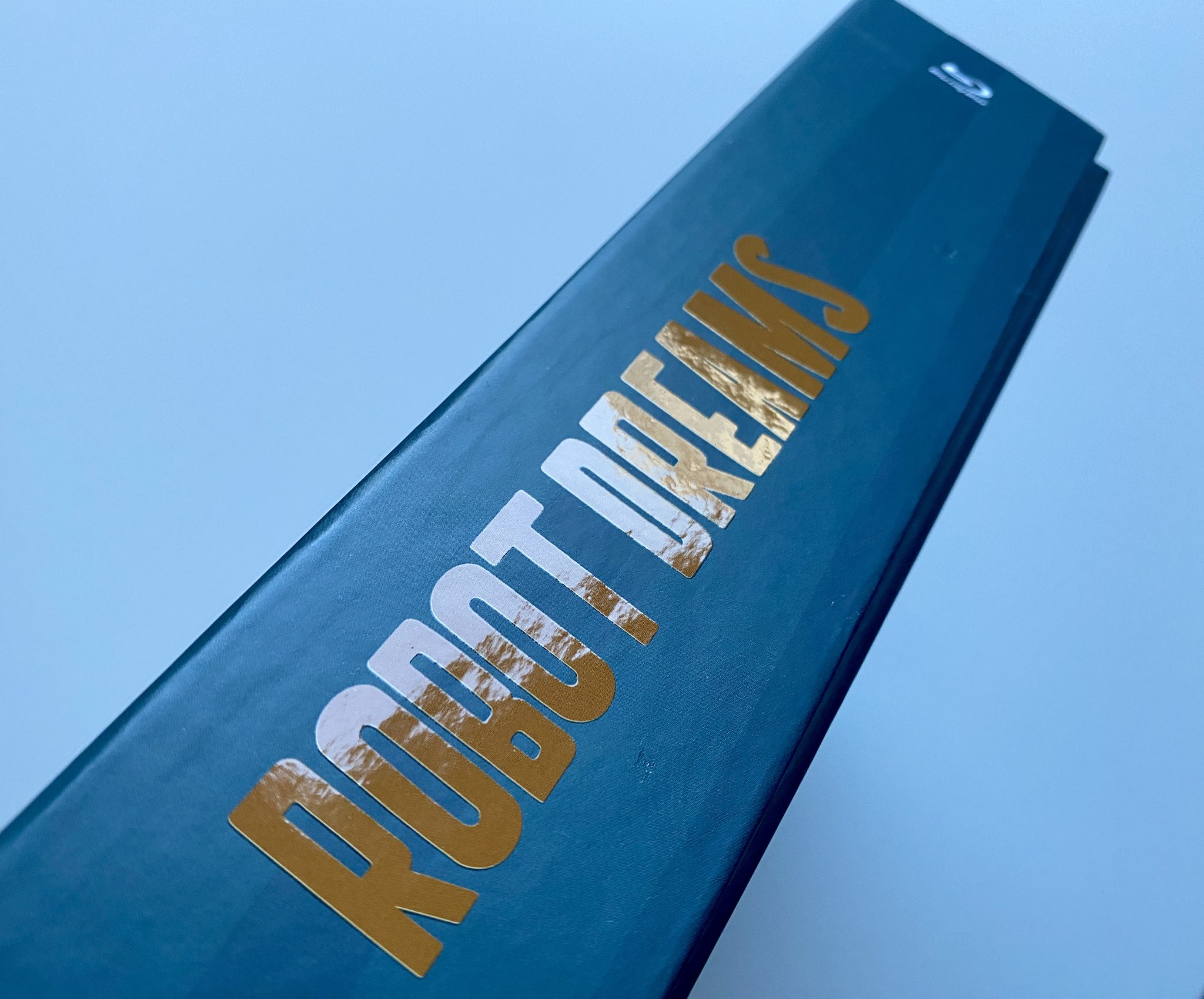 Robot Dreams Blu-ray Edición Coleccionista - Lomo con efecto brillo