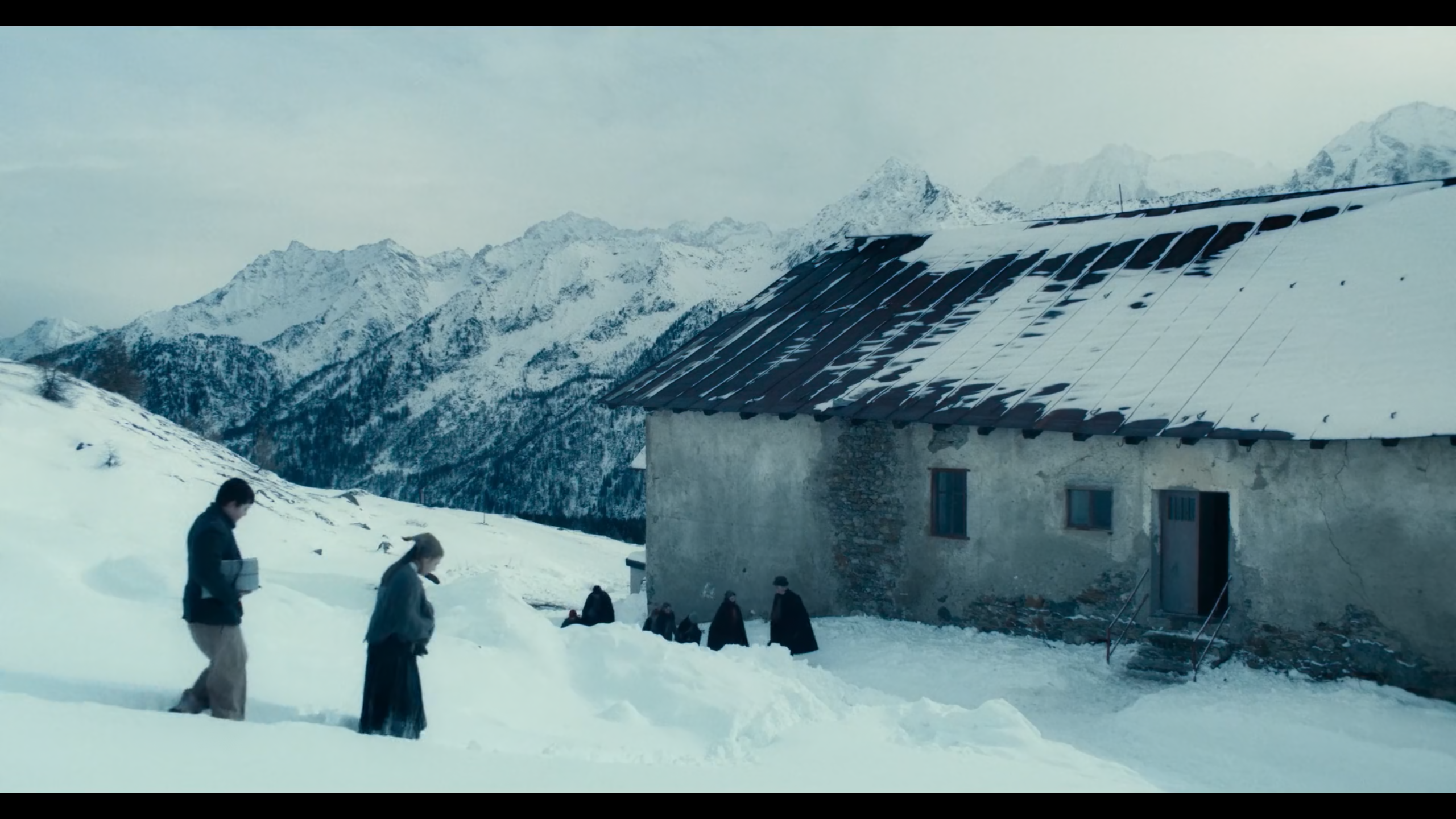 Los Alpes nevados en Vermiglio