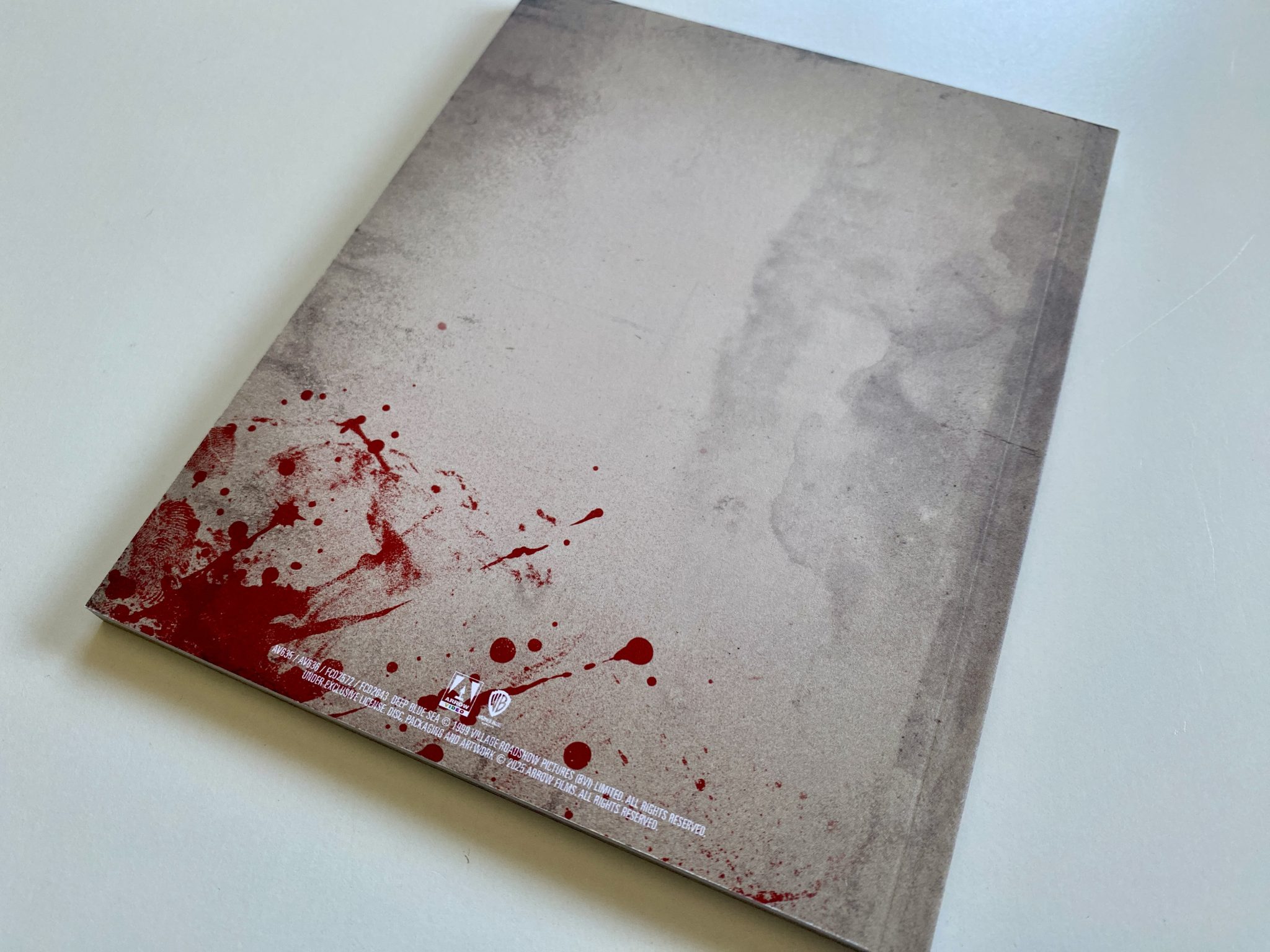 Deep Blue Sea - contraportada libro