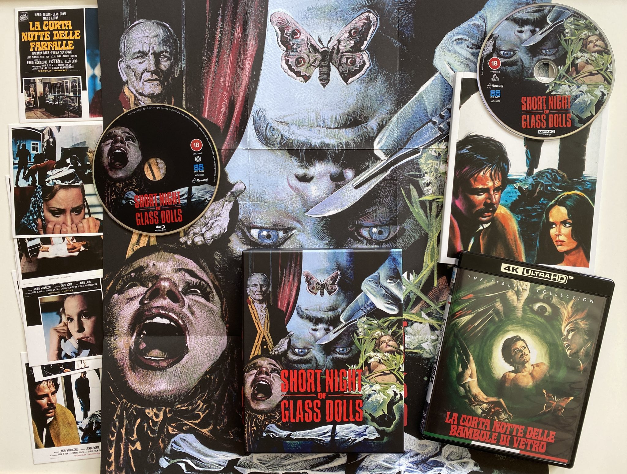 Short Night of the Glass Dolls conjunto