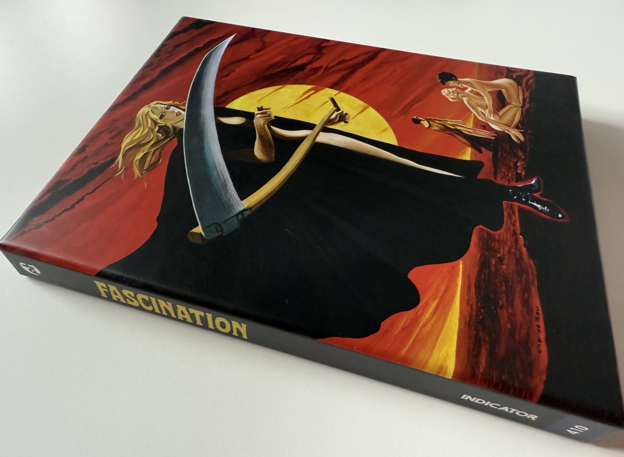 Fascination 4K Ultra HD Indicator - spine