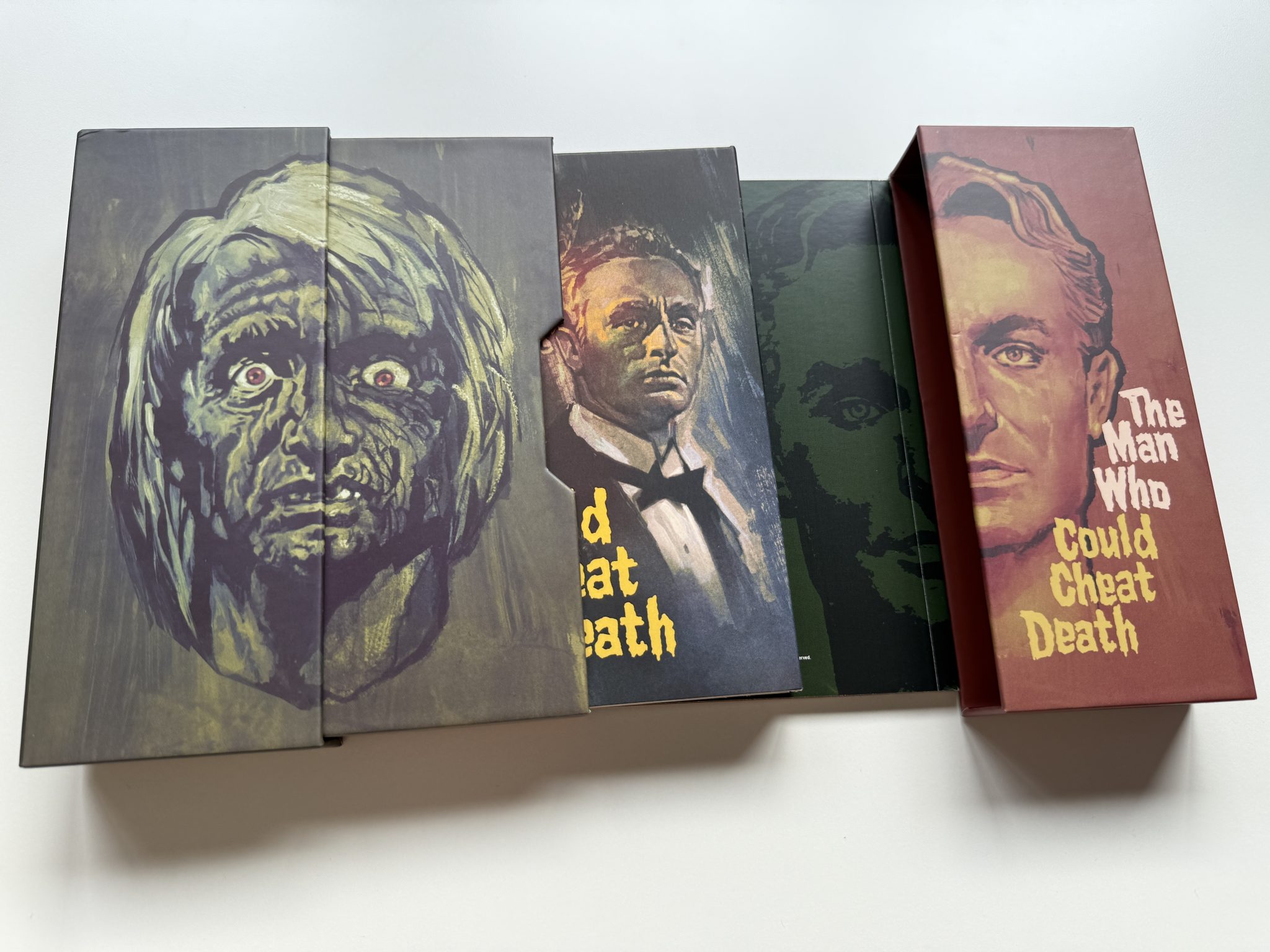 The Man Who Could Cheat Death 4k - Split box contents