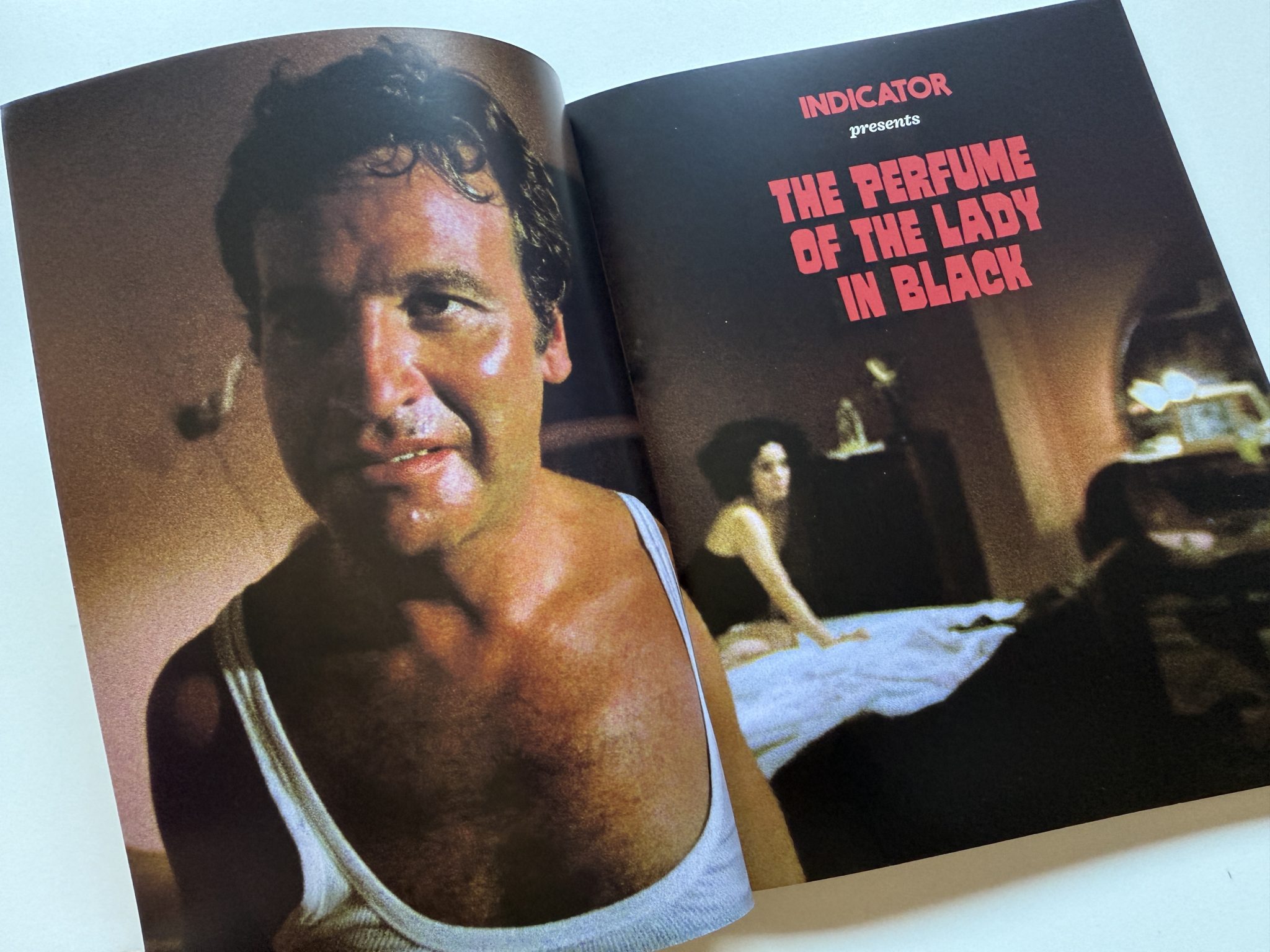 The Perfume of the Lady in Black 4k - Book inner pages 1