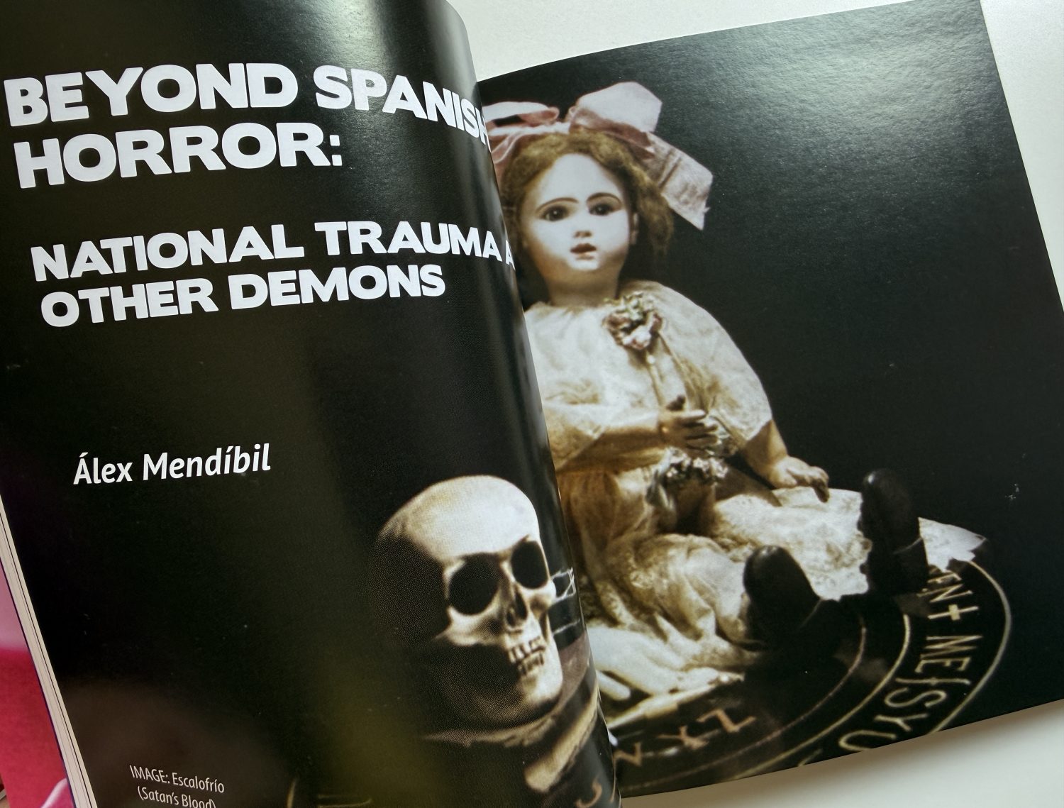 Exorcismo Blu-ray Severin Box Set - Book pages 1