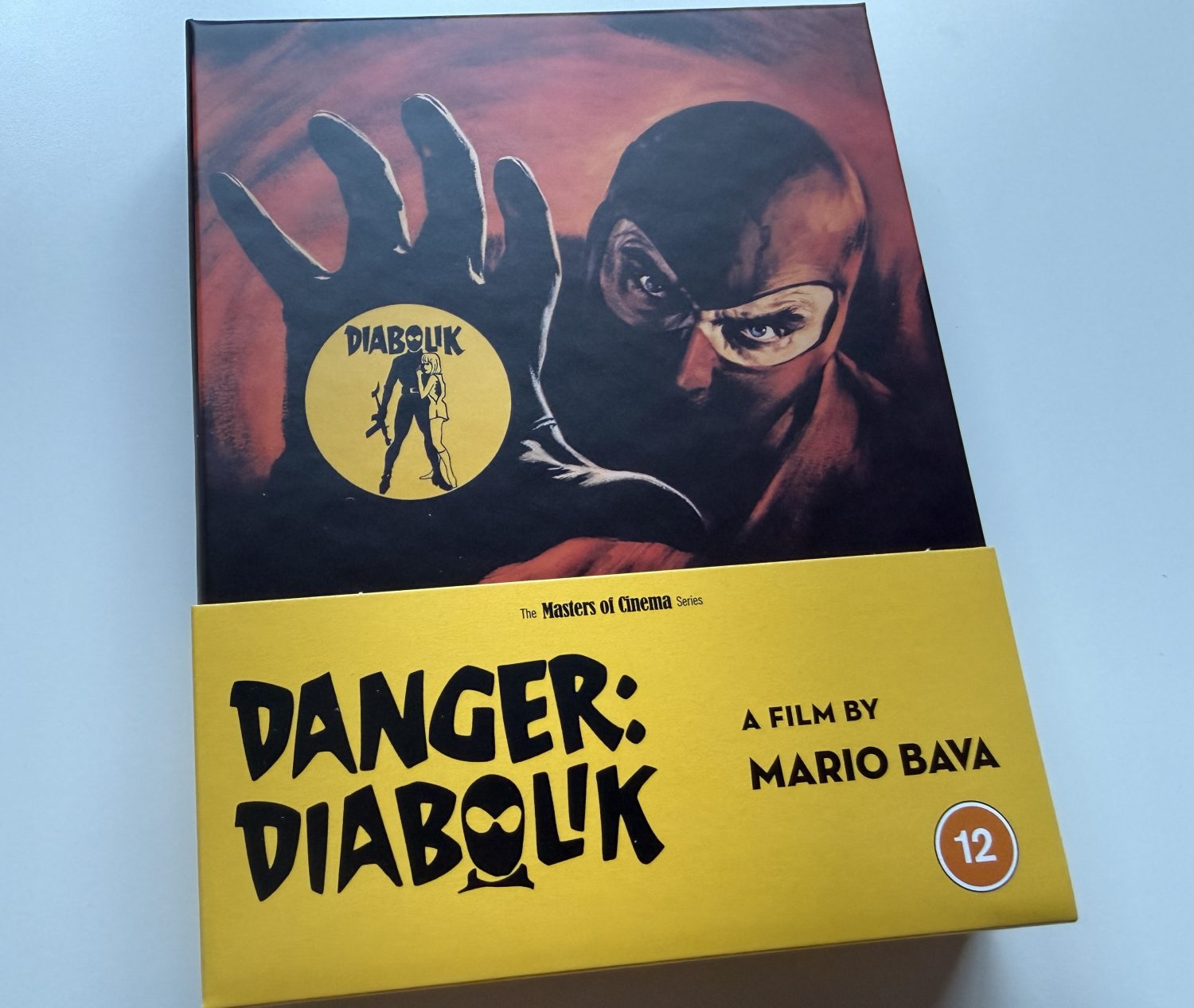 Danger: Diabolik 4K Eureka - Cover with J-card