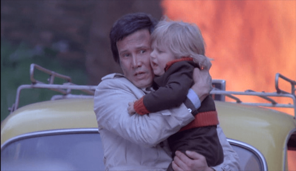 Henry Silva en Poliziotti violenti