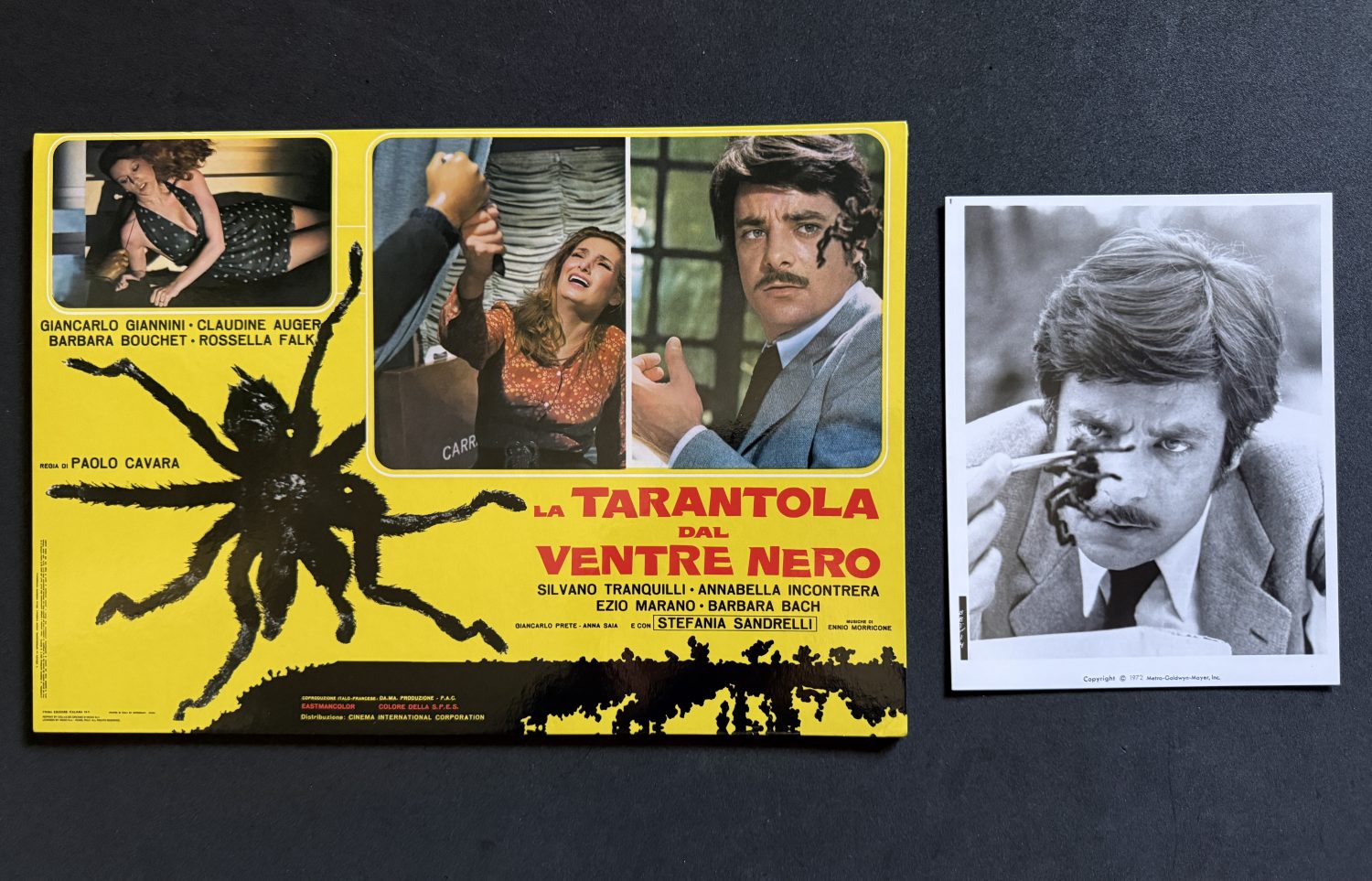 The Black Belly of the Tarantula 4K box - Cards comparison